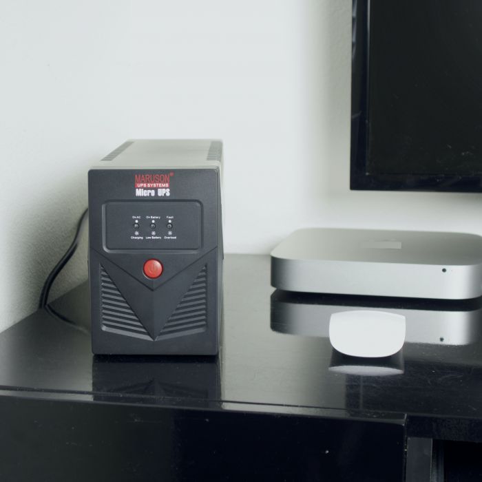 Micro UPS 1250VA/720W, 7.2Ahx2, UK Input Plug, 4 Universal & 2
