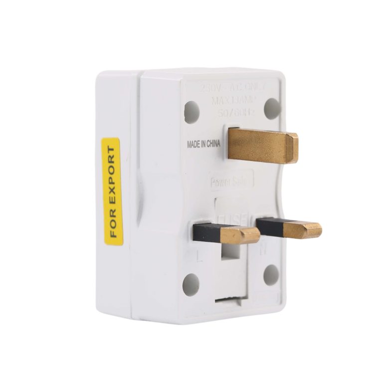 3 Way Multi Adaptor With One Universal Socket N 7196L-HQ