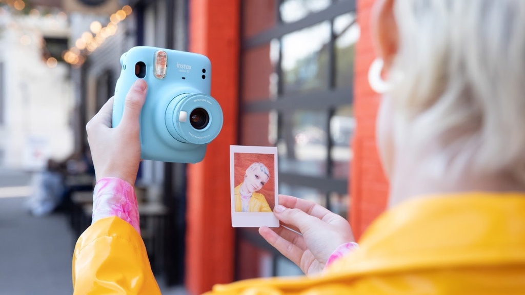 [84202] FUJIFILM Instax Mini 11 Instant Camera  - Sky Blue Image 