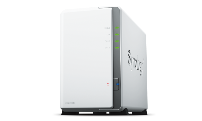Synology 2 BAY NAS with 1GB DDR4 Memory, 1x1GB LAN, Quad core 1.7GHz Processor